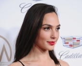 Gal Gadot | Love-Boobs.com