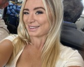 44927993627820829602