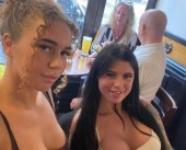 98951941366103856581