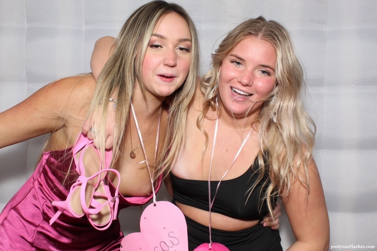 Image Reference: 05893546251270939430 - Love Boobs
