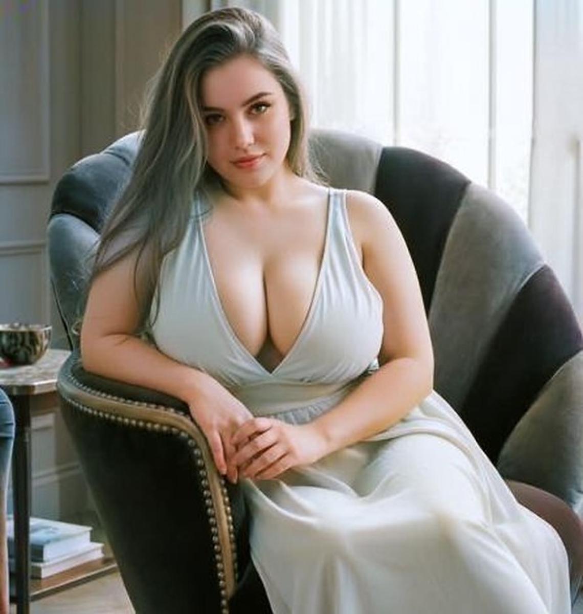 Image Reference: 23216945571832504366 - Love Boobs