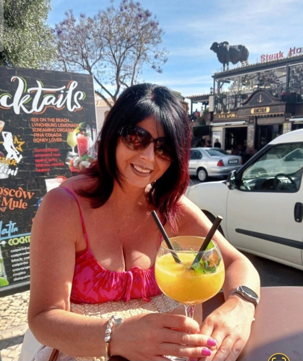 Image Reference: 25258845461056831929 - Love Boobs