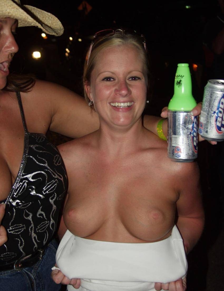 Image 26706802369888915805 — Love Boobs