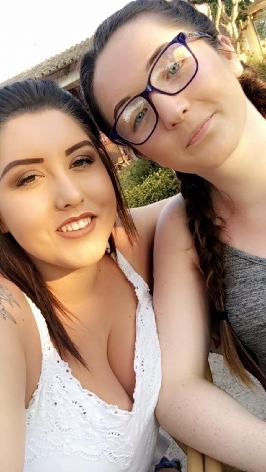 Image Reference: 34004391592538147411 - Love Boobs