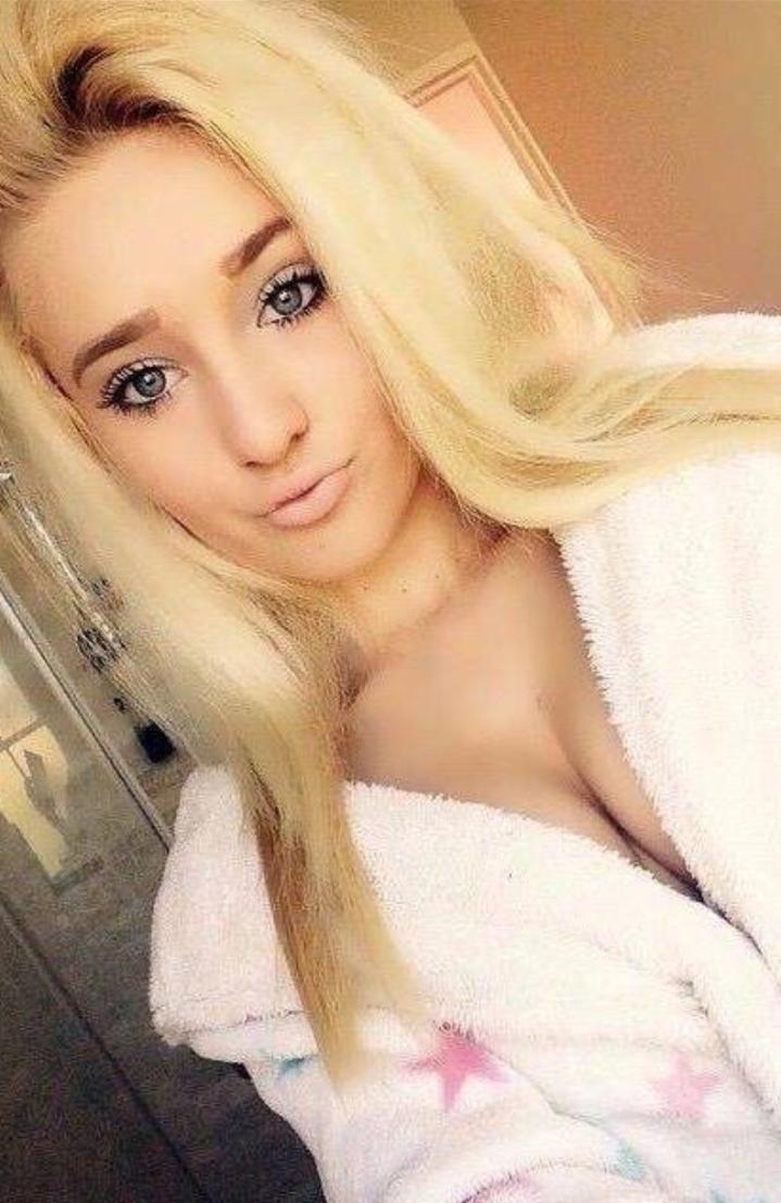 Image Reference: 35529383387280467345 - Love Boobs