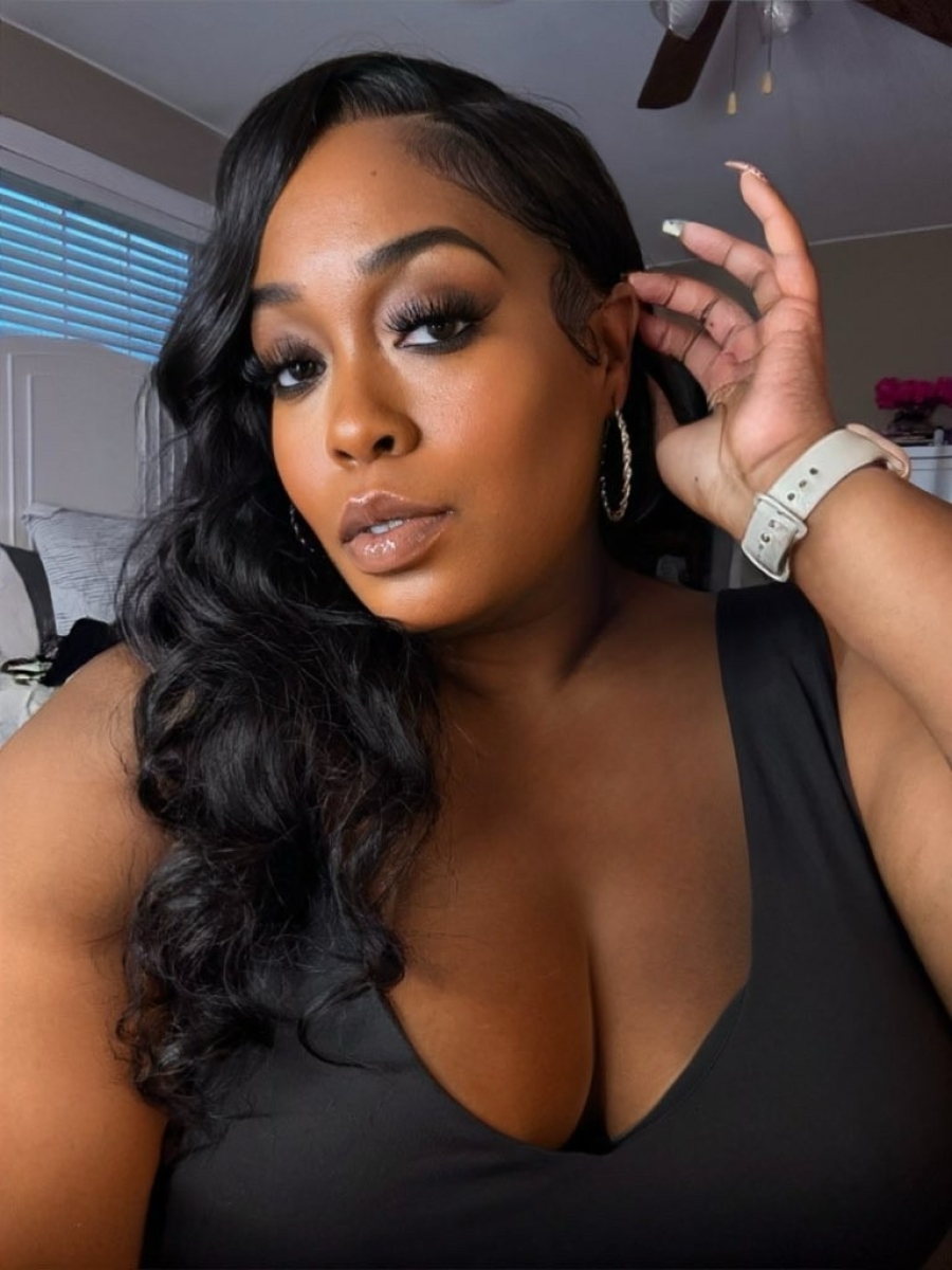 Image Reference: 41709559370723838206 - Love Boobs