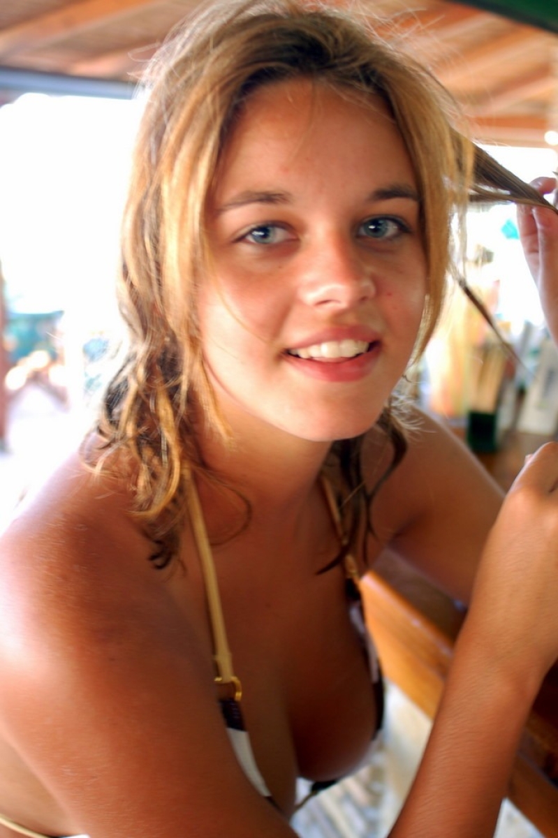 Image Reference: 45981301930457152080 - Love Boobs