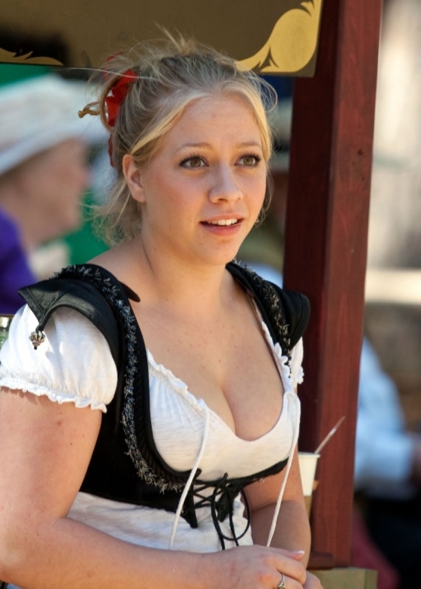 Image Reference: 48655768910080529206 - Love Boobs