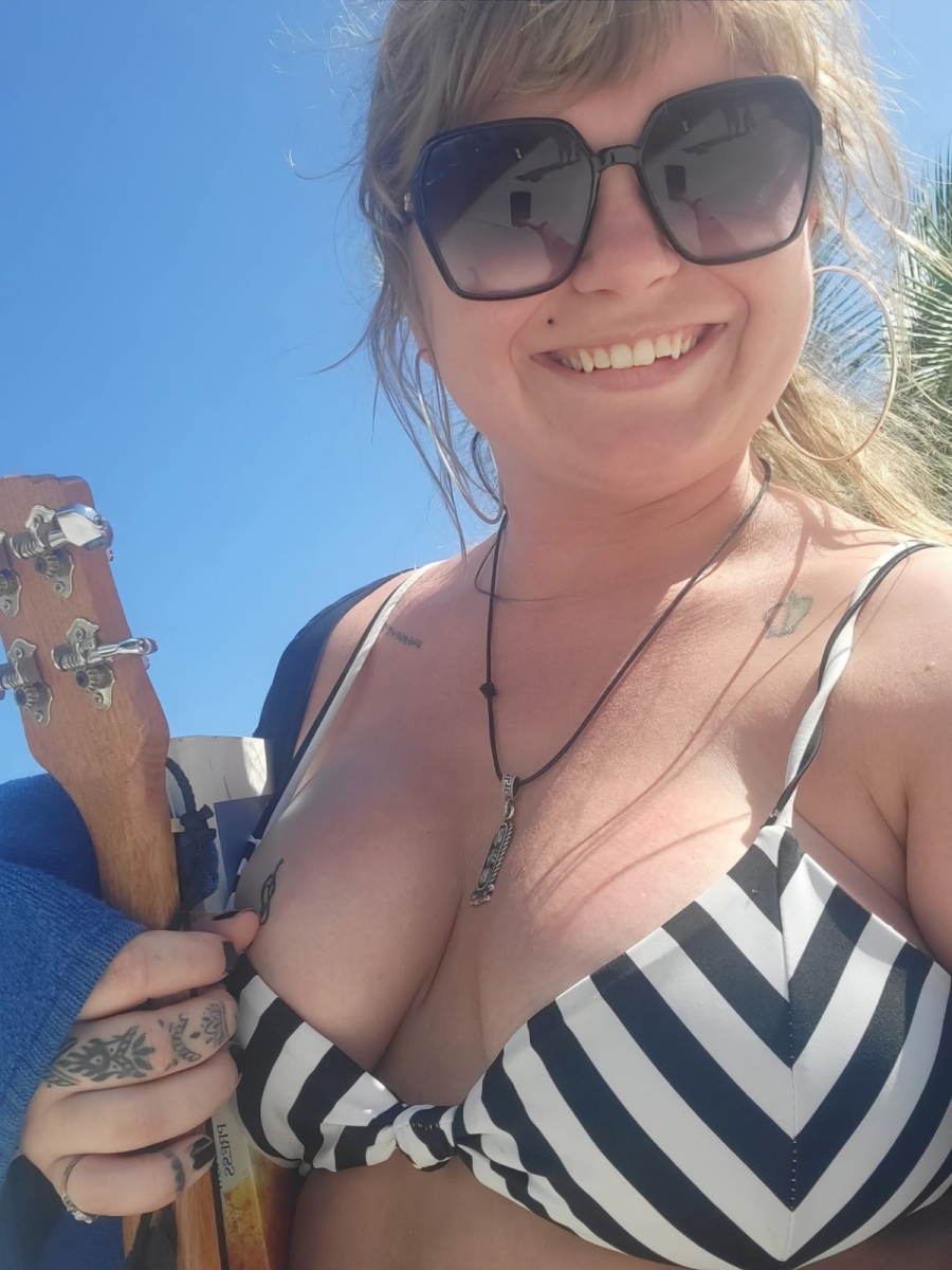Image 49231157361827502450 — Love Boobs