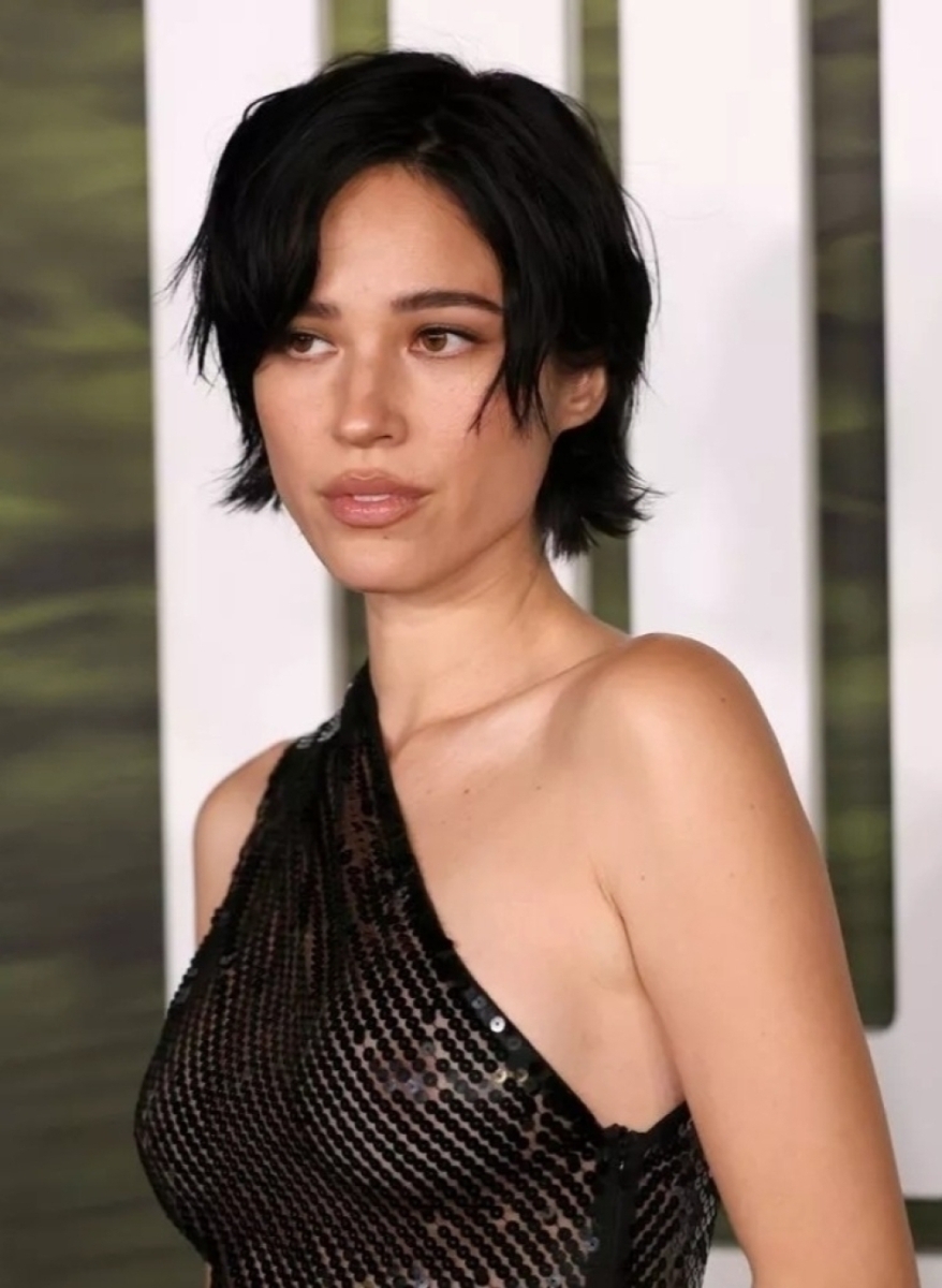 Image Reference: 49394482328752419505 - Love Boobs