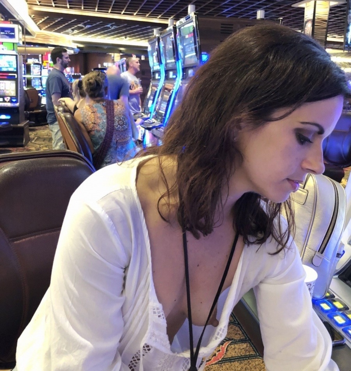 Image Reference: 54735735341017628499 - Love Boobs