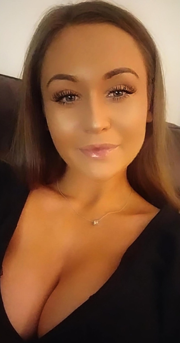 Image Reference: 56627556045512283729 - Love Boobs