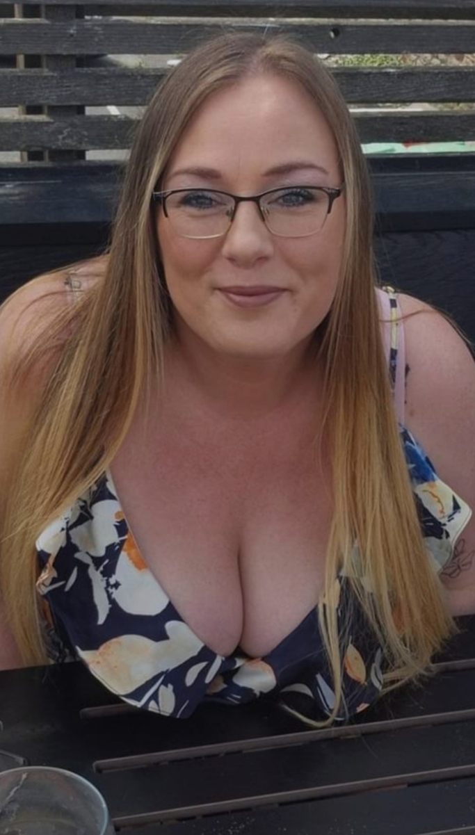 Image Reference: 63419754537047391208 - Love Boobs