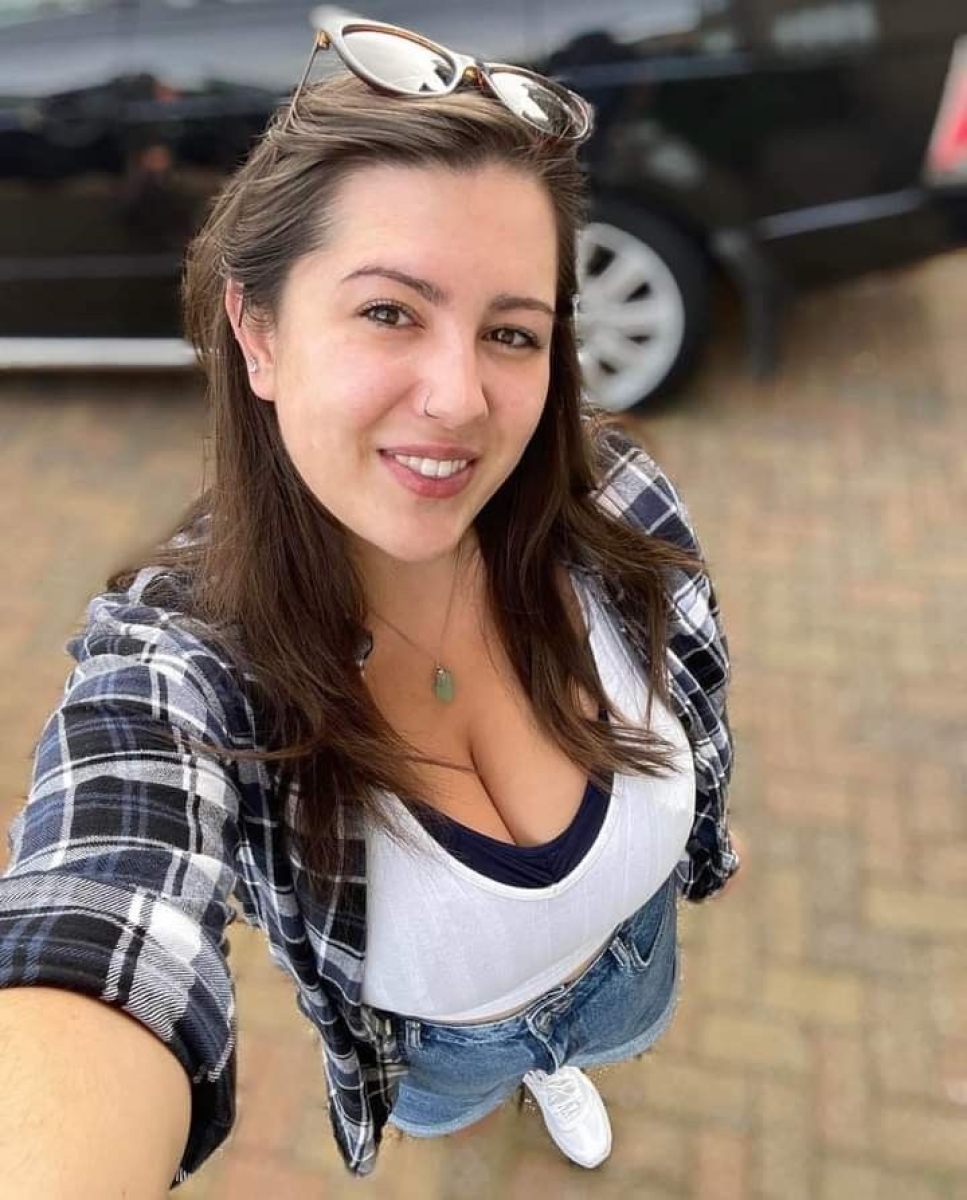 Image Reference: 63434474409360970790 - Love Boobs