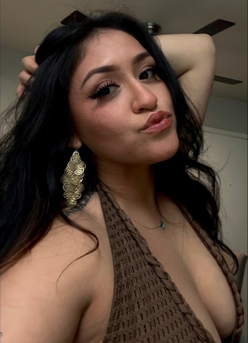 Image Reference: 83110097791754937459 - Love Boobs