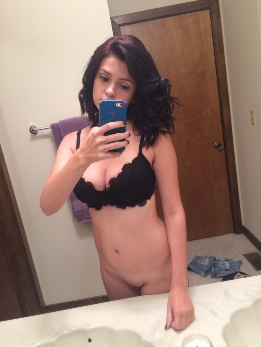 Image Reference: 88909809407826435523 - Love Boobs