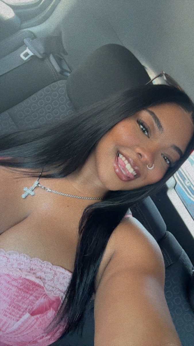 Image Reference: 89812098437827935025 - Love Boobs