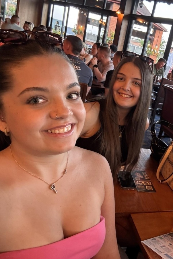 Image 92495347385461521346 — Love Boobs