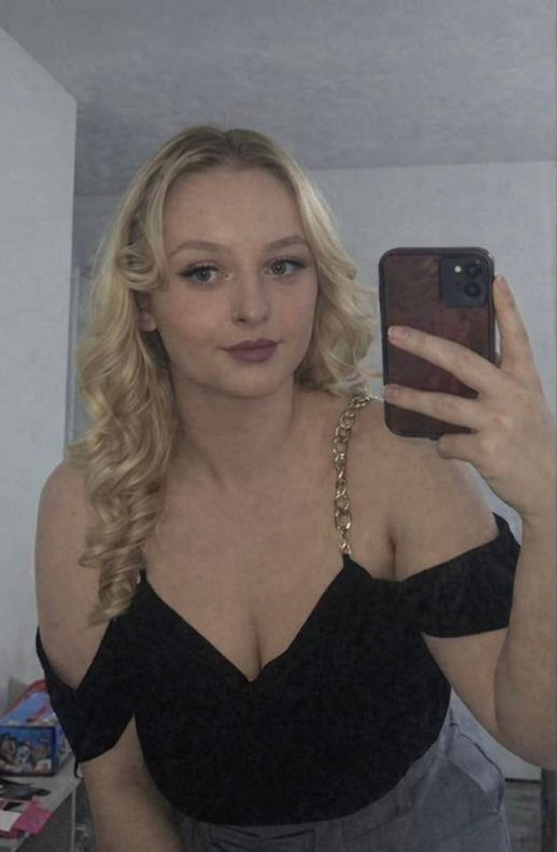 Image Reference: 92701382537734523775 - Love Boobs