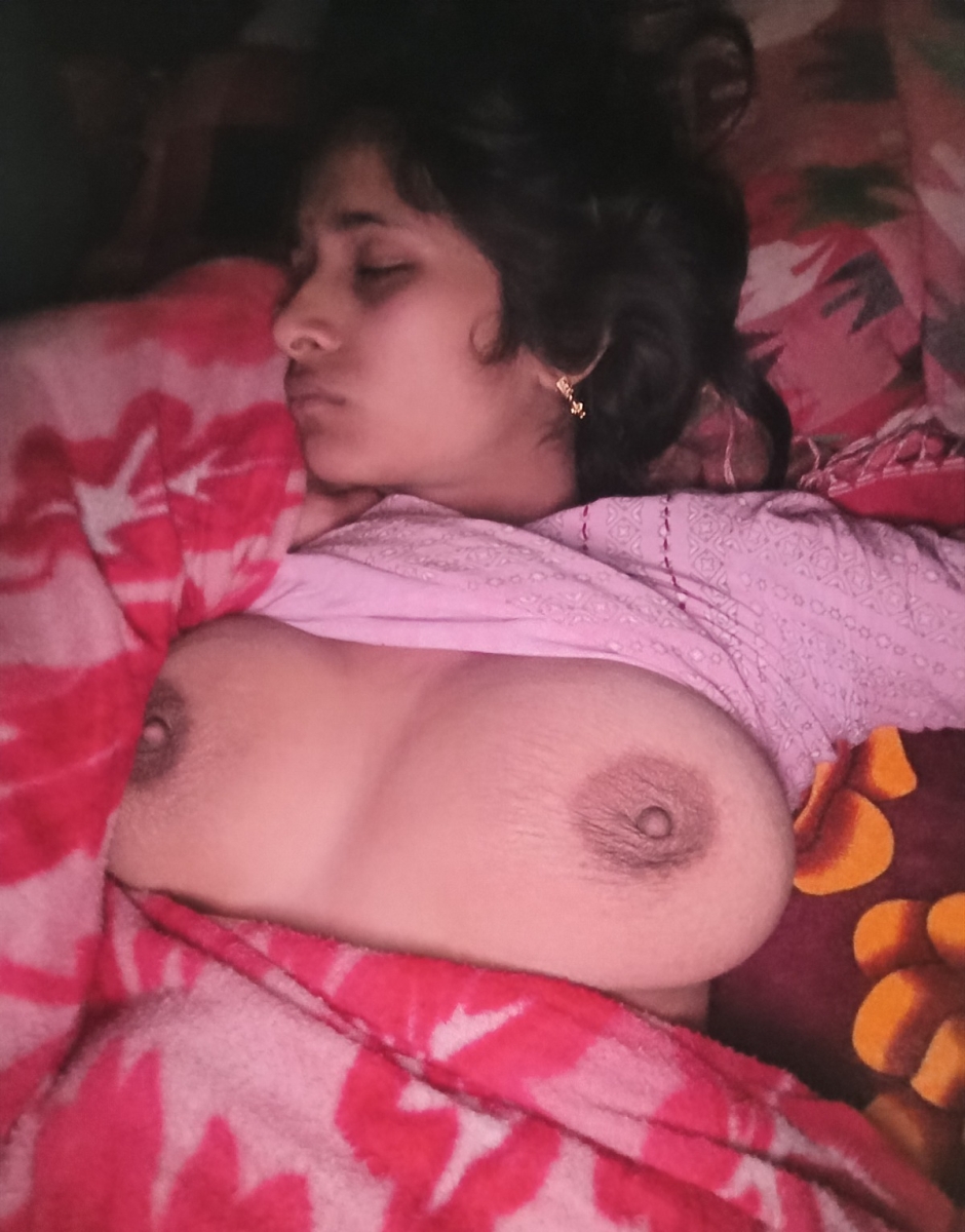 Image Reference: 99722842161949079423 - Love Boobs